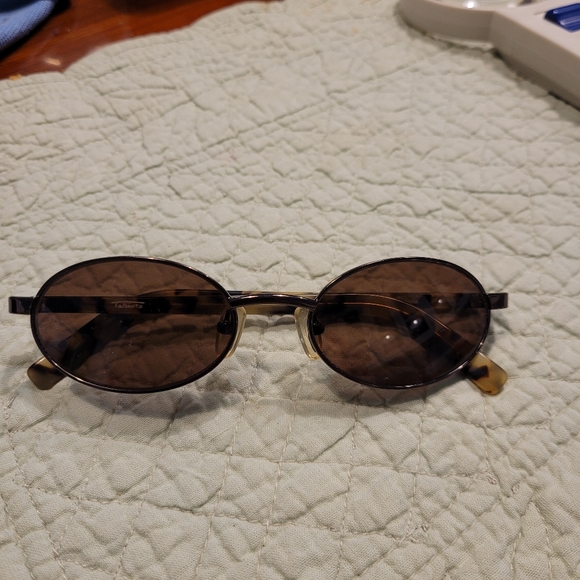 Sunglasses W/Reader Lenses & Talbots Small Oval Sunglasses Bundle - Picture 7 of 9